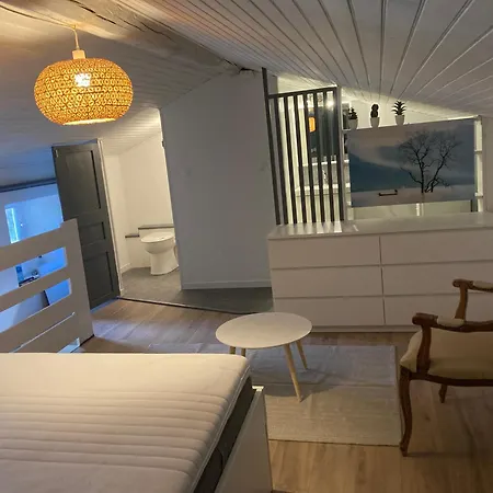 Le Cypres, Avec Piscine Holiday home Lablachere