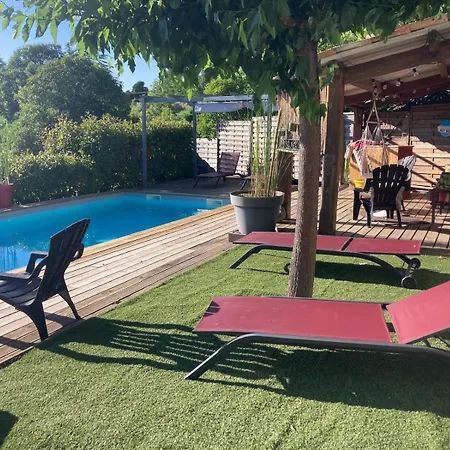 Le Cypres, Avec Piscine Holiday home